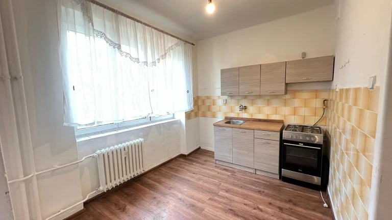 Pronájem bytu 2+1 v družstevním vlastnictví 67 m², Karviná (ID 306-NP83311)