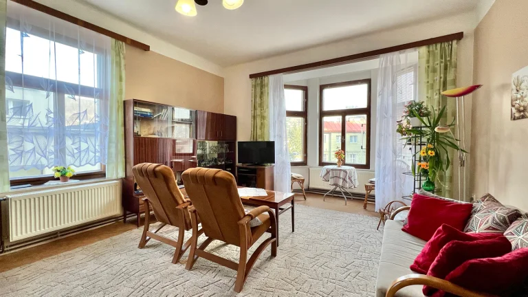 Pronájem bytu 3+1 v osobním vlastnictví 84 m², Železný Brod (ID 244-NP02783)
