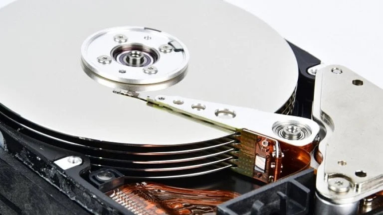 Pevné disky podle Backblaze: klesající míra selhání a příchod 24TB kapacit