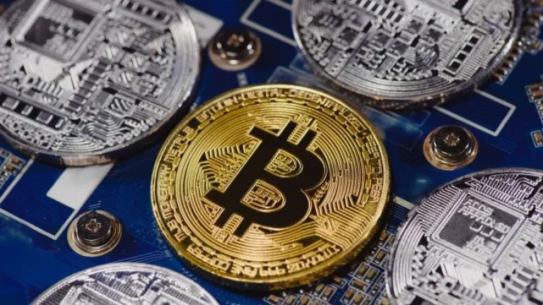 Postřehy z bezpečnosti: starý dobrý miner ukrytý v herních instalátorech