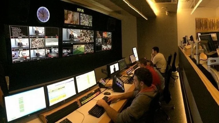 Rozděl a panuj. Anebo ne? Slovenská vláda přemýšlí, co udělá s RTVS