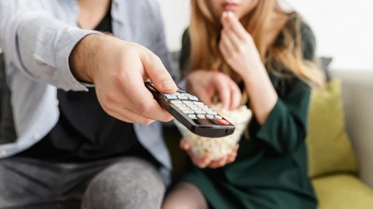Přehraj to znovu. Jak si Češi oblíbili dodatečné sledování pořadů