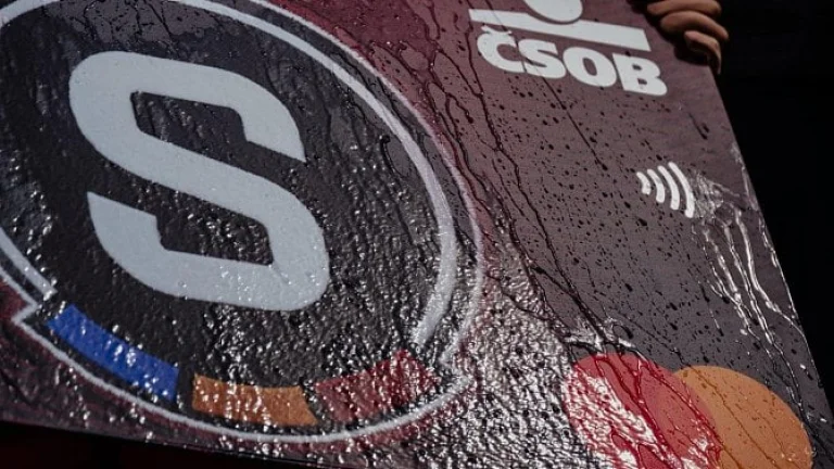ČSOB nabízí prázdninový cashback max. 1000 Kč za platbu kartou. Tady jsou podrobné podmínky