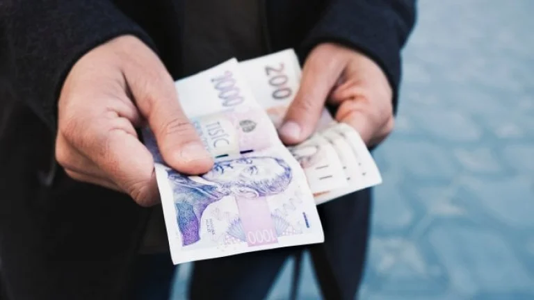 Které banky nyní vyplácejí finanční bonusy novým i stávajícím klientům?
