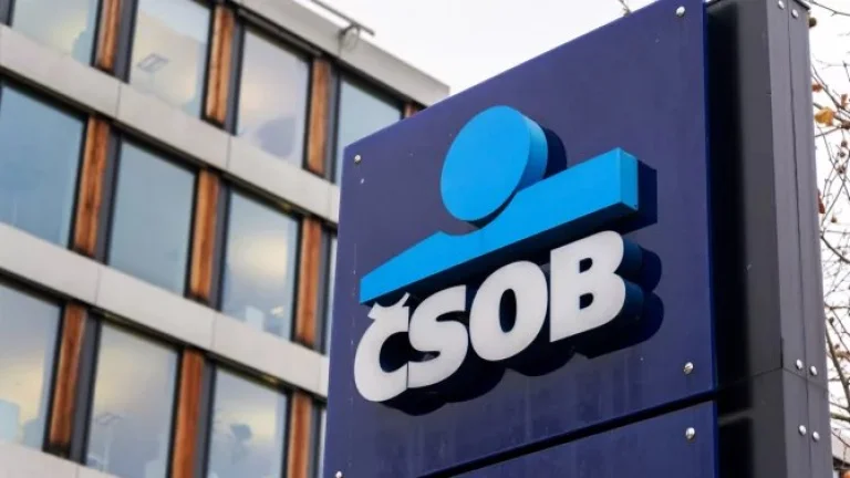 ČSOB dá na spoření 4 % p.a. Podmínkou bude pravidelné investování, nebo stavebko