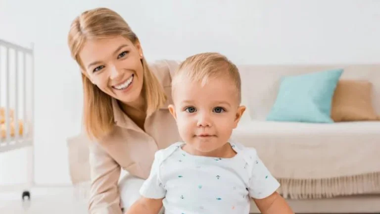 Péče o dítě se začne započítávat do důchodu dalším lidem