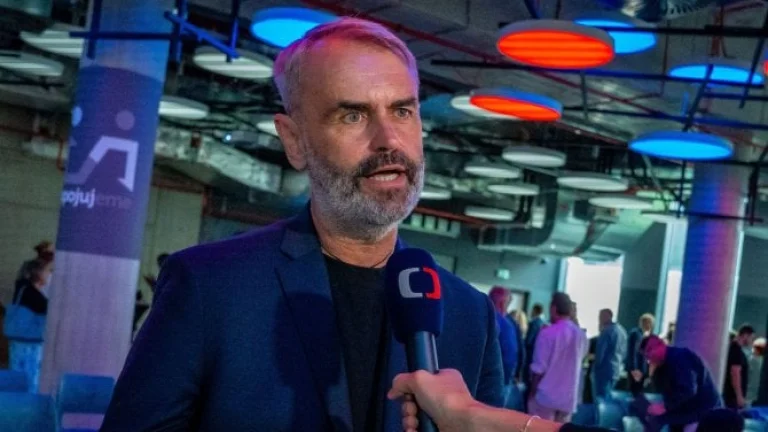 Přísaha: Vrátíme zpátky EET a zavedeme rovnou daň z příjmů i DPH ve výši 17 %
