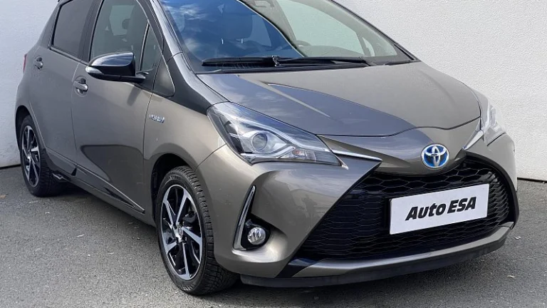 Toyota Yaris 1.5 Hybrid Selection