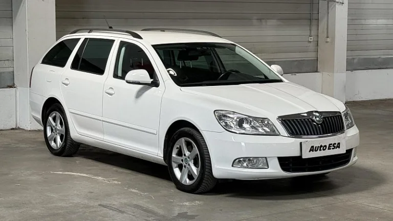 Škoda Octavia II 1.2 TSi Ambiente