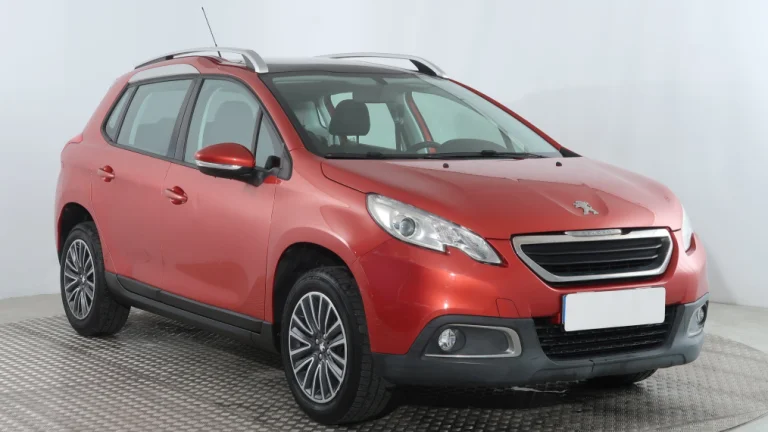 Peugeot 2008, 2015