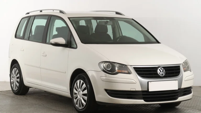 Volkswagen Touran, 2010