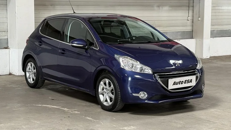 Peugeot 208 1.2PT 