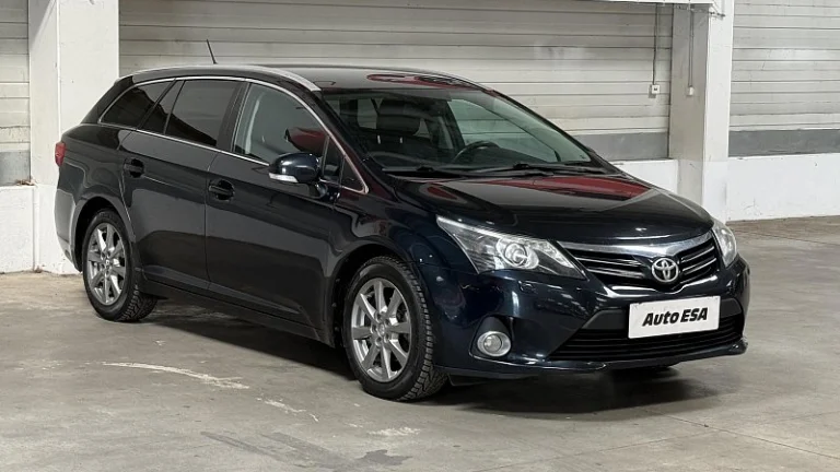 Toyota Avensis 2.0i 