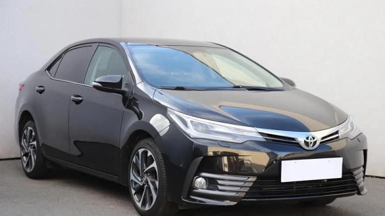 Toyota Corolla 1.6 i 
