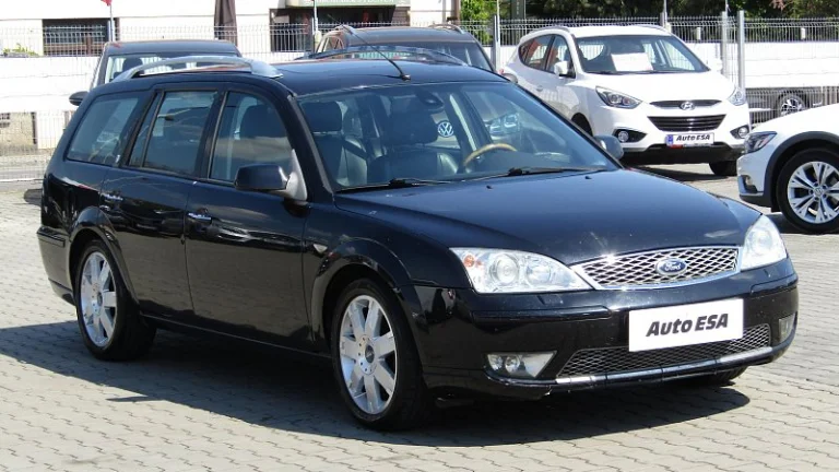 Ford Mondeo 2.0 i Ghia