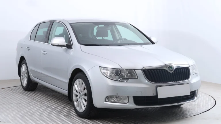 Škoda Superb, 2012
