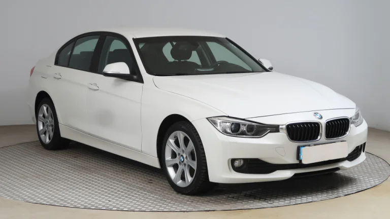BMW 318 d xDrive, 2013