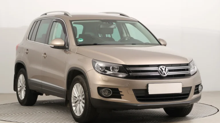 Volkswagen Tiguan, 2015