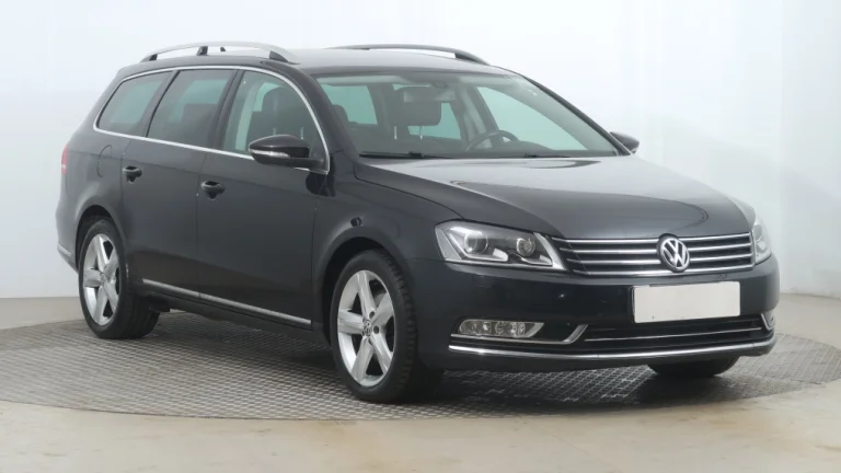 Volkswagen Passat, 2011