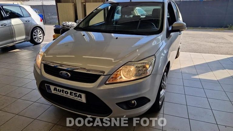 Ford Focus 1.6 i 