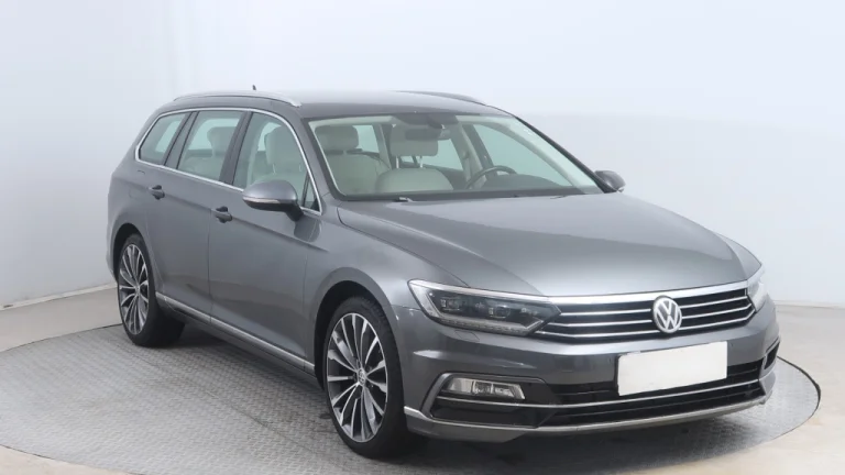Volkswagen Passat, 2015