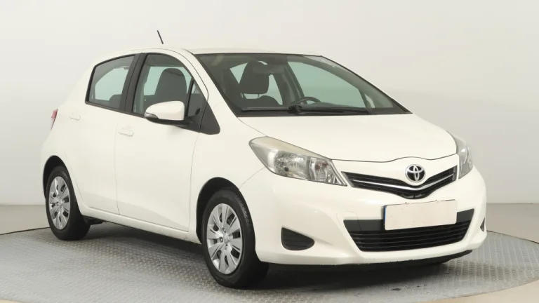 Toyota Yaris, 2013