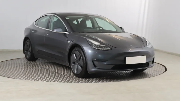 Tesla Model 3 Std Range Plus 52kWh, 2019