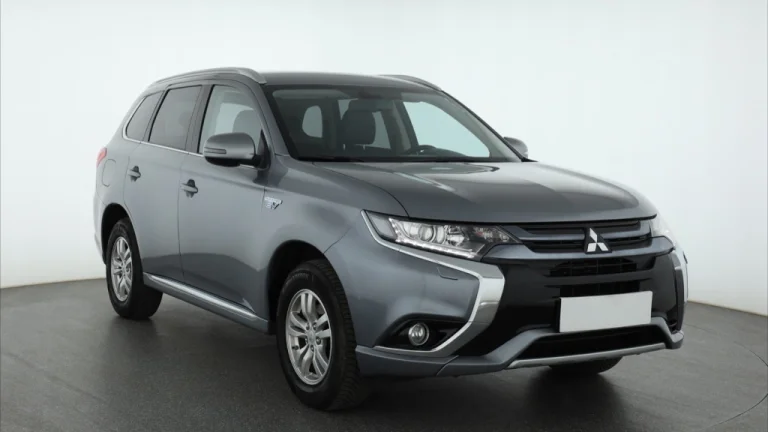 Mitsubishi Outlander, 2016