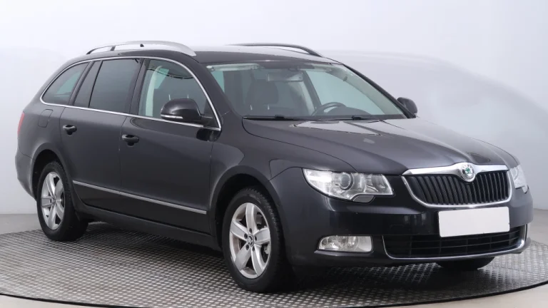 Škoda Superb, 2012