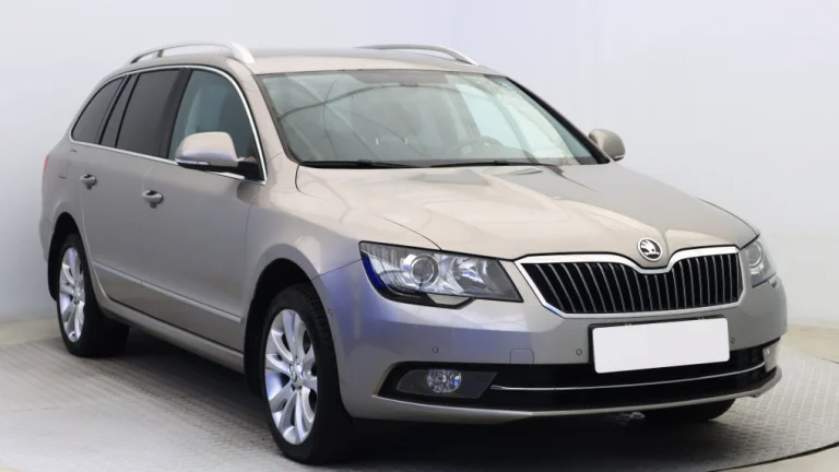 Škoda Superb, 2013