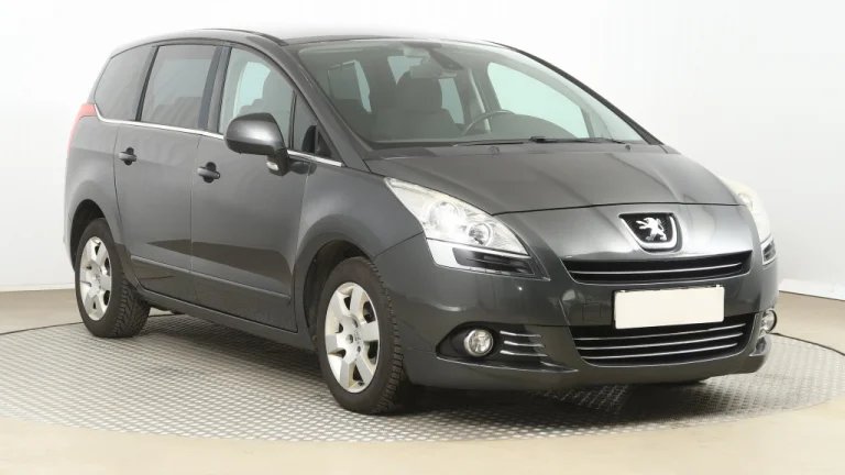 Peugeot 5008, 2013