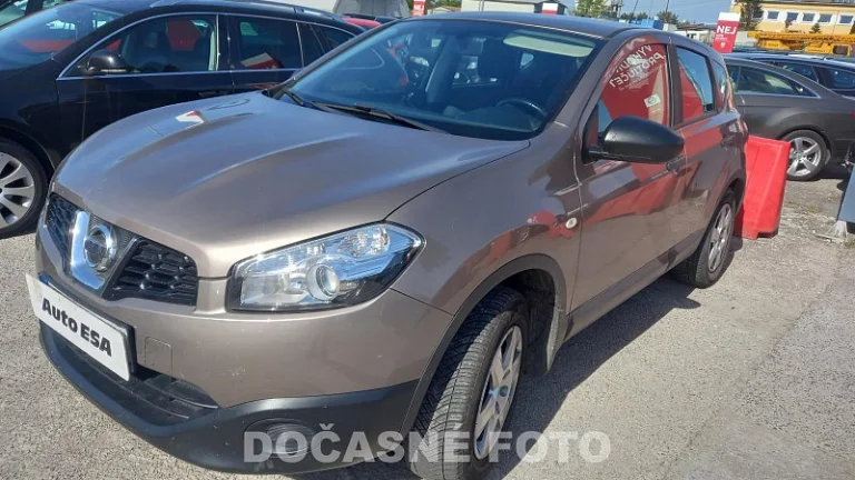 Nissan Qashqai 1.6i 
