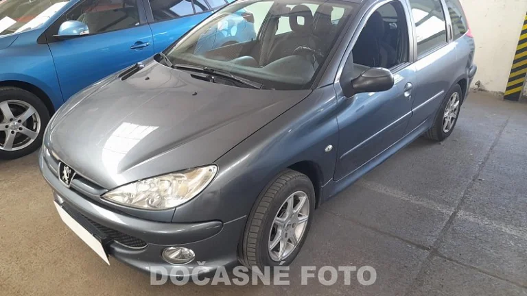 Peugeot 206 1.4i 