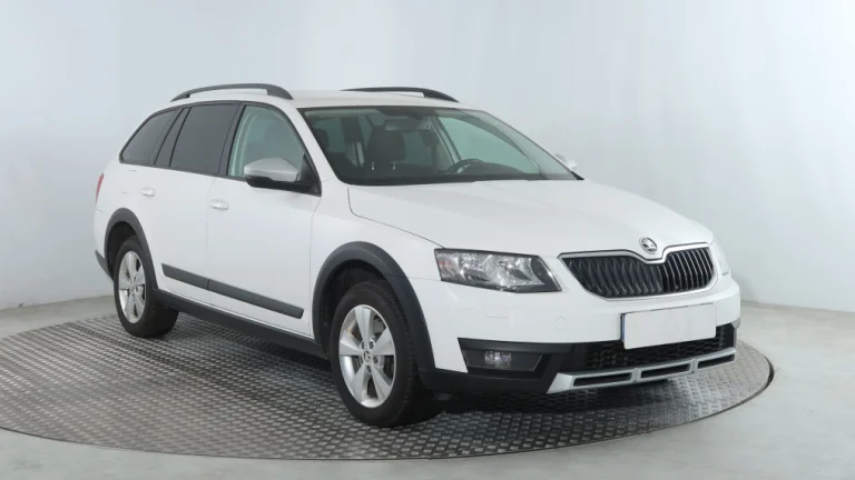 Škoda Octavia Scout, 2016