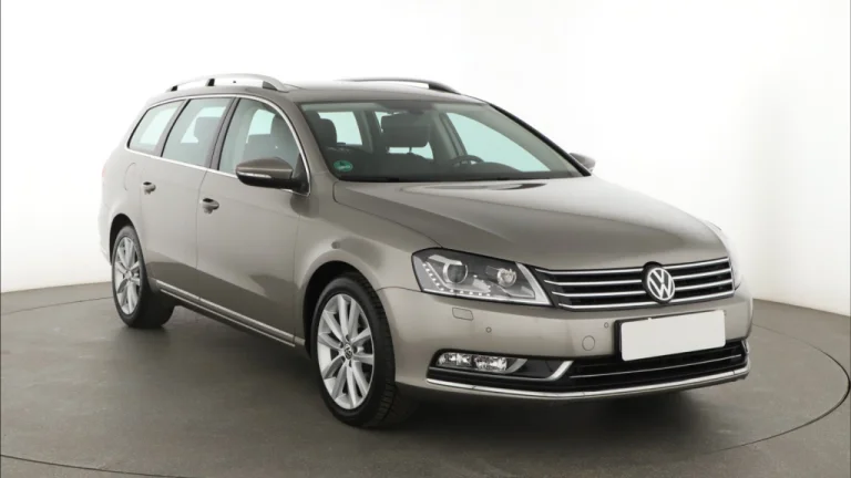 Volkswagen Passat, 2013