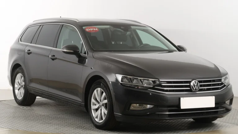 Volkswagen Passat, 2021