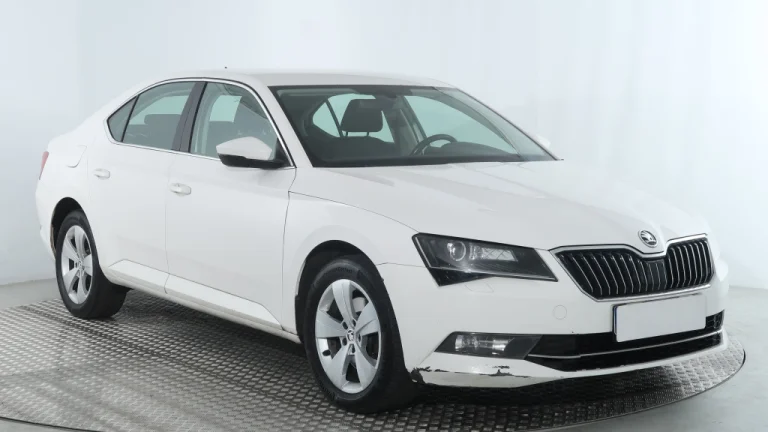 Škoda Superb, 2015