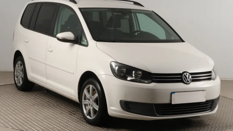 Volkswagen Touran, 2012