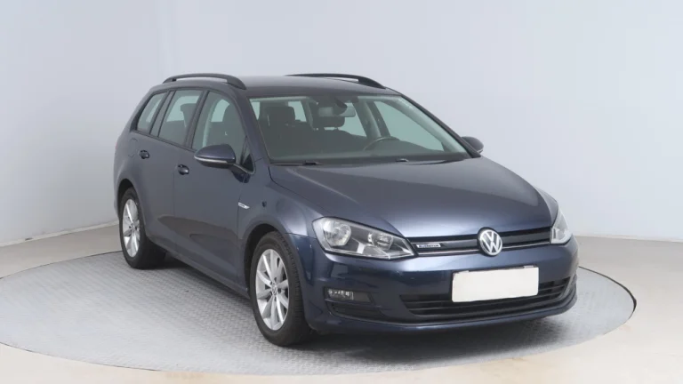 Volkswagen Golf, 2015