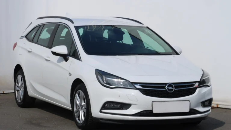 Opel Astra, 2018