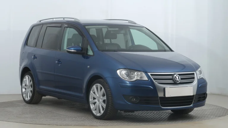 Volkswagen Touran, 2010