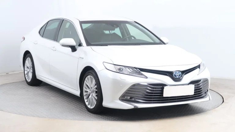 Toyota Camry, 2020