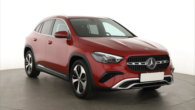 Mercedes-Benz GLA 180, 2024