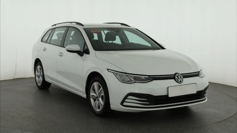 Volkswagen Golf, 2021