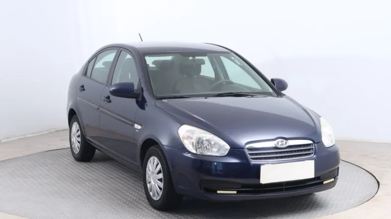 Hyundai Accent, 2010