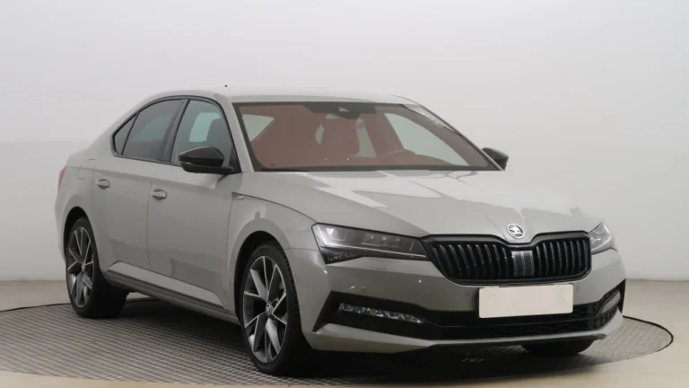 Škoda Superb, 2021