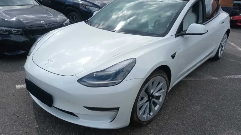 Tesla Model 3 Long Range 4WD 74kWh, 2020