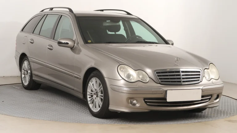 Mercedes-Benz C 220 CDI, 2005