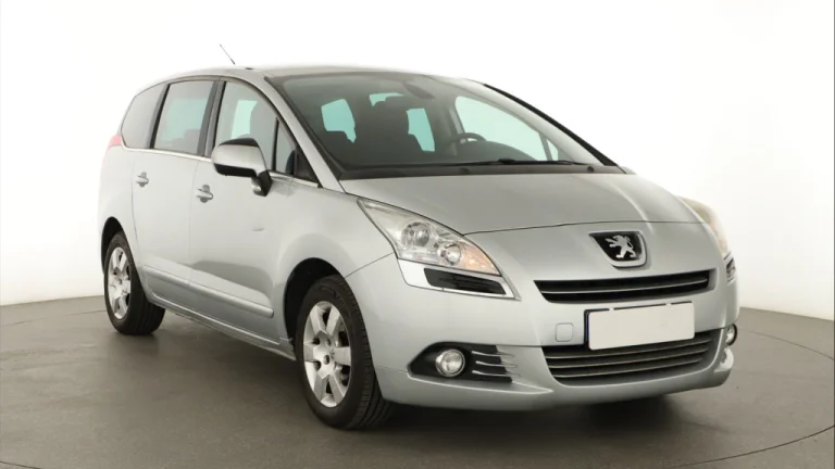 Peugeot 5008, 2010