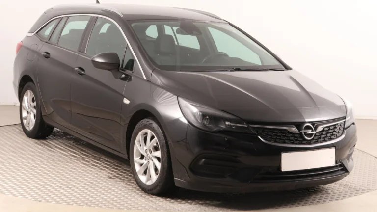 Opel Astra, 2021